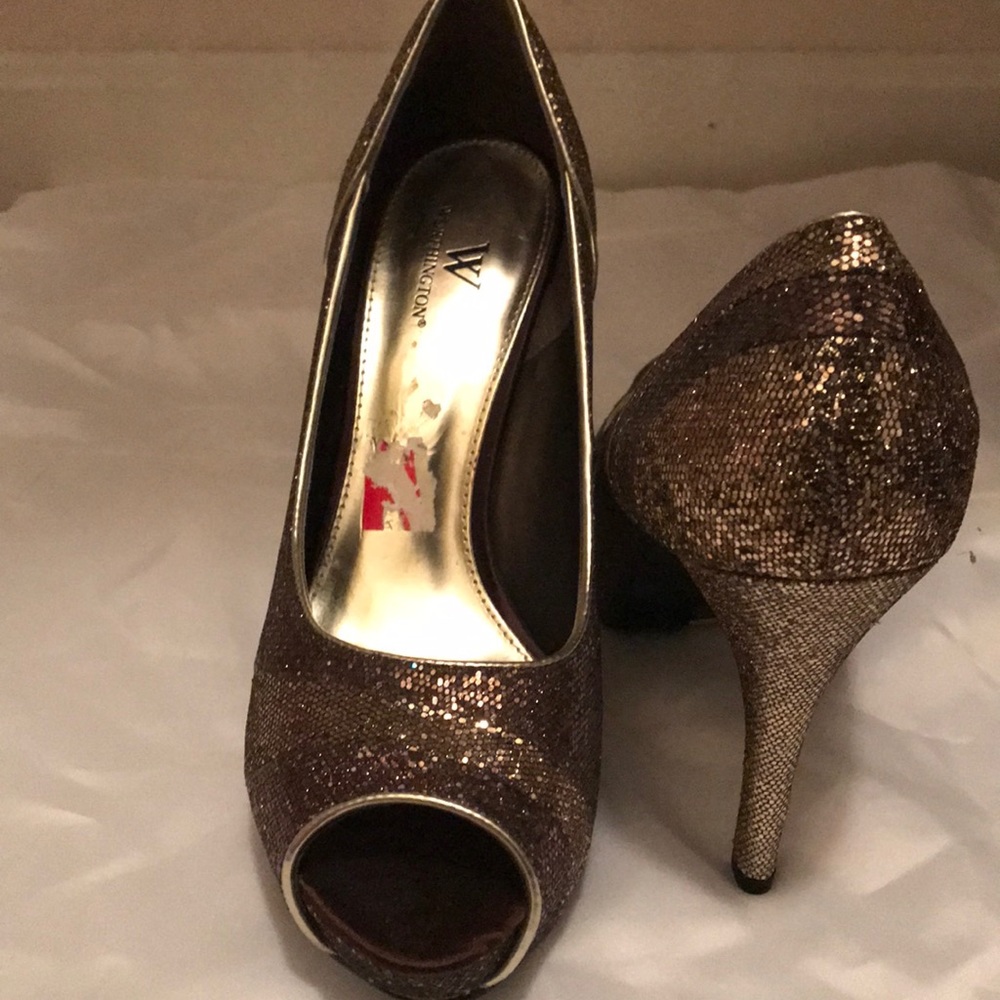 Gold Sequined Peep Toe Shoes